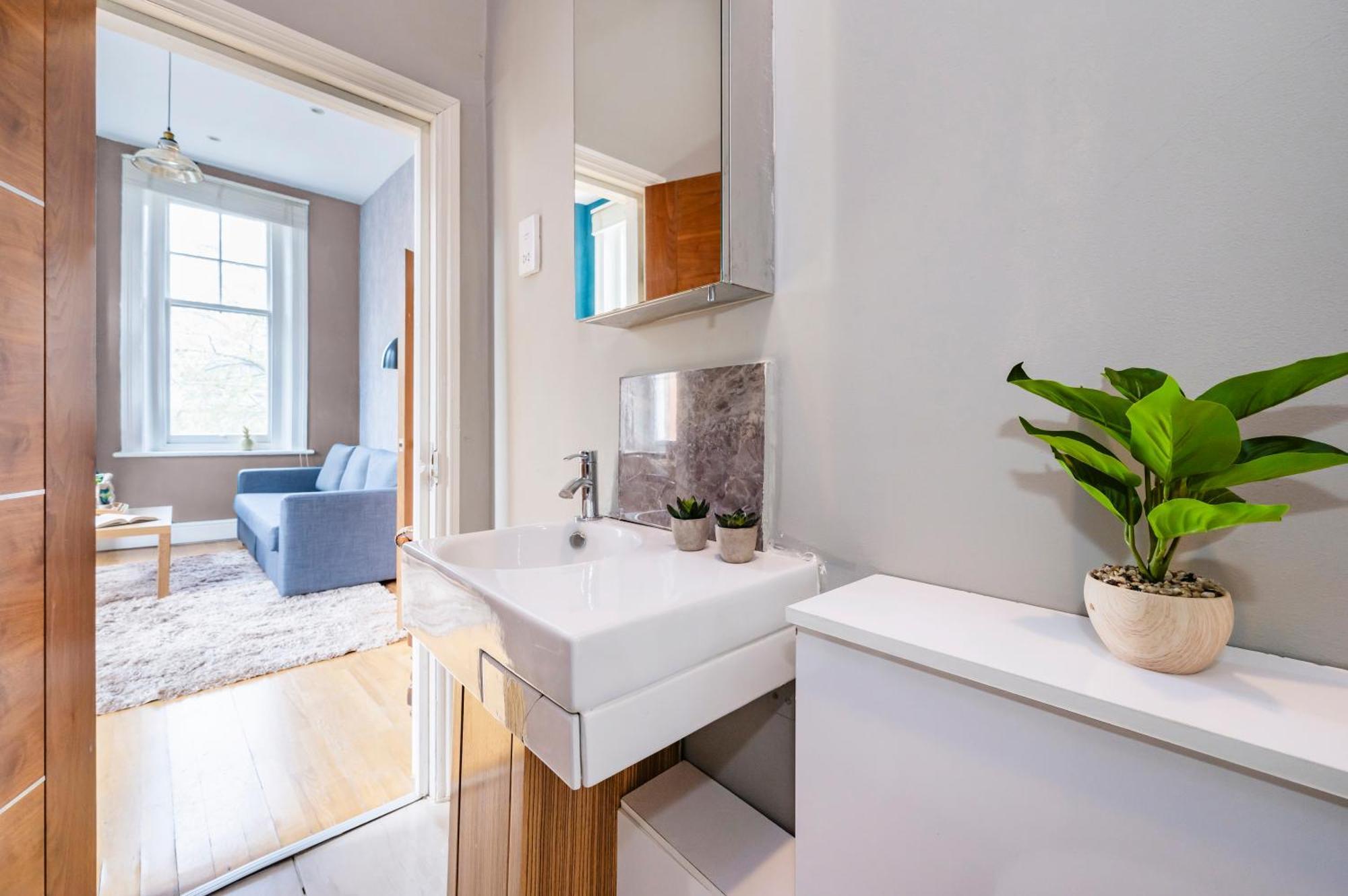 Sunny Corner Apartment In Center Of Londra Dış mekan fotoğraf