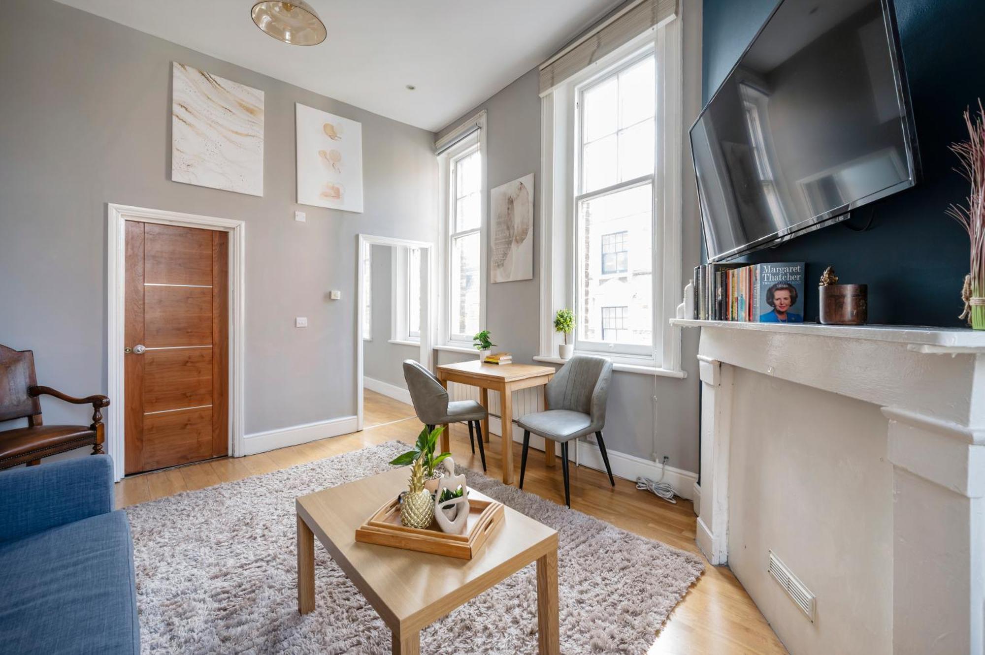 Sunny Corner Apartment In Center Of Londra Dış mekan fotoğraf